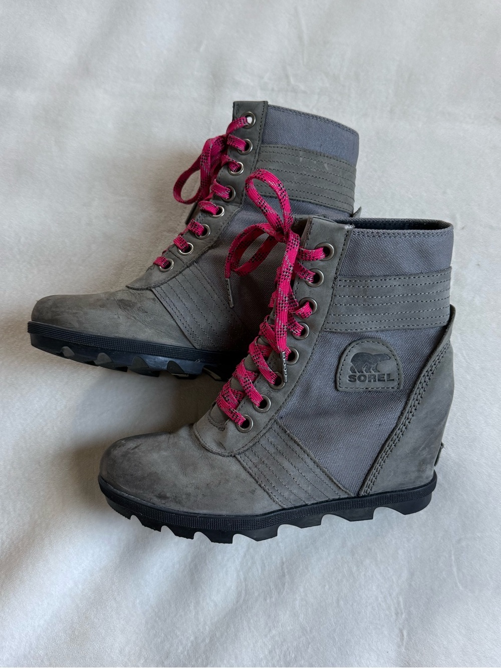 Sorel lexie wedge boot